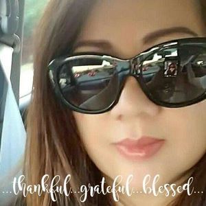 Meet your Posher, Gina